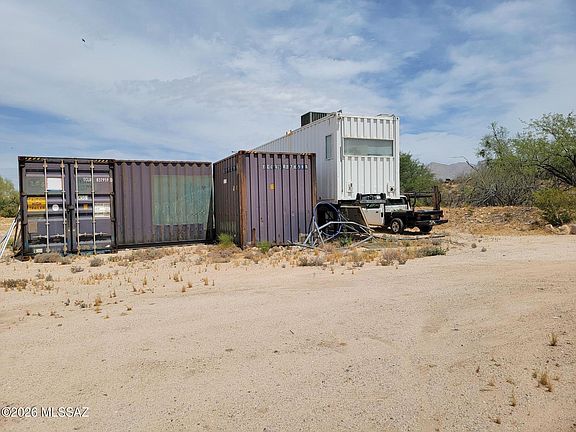 3rd image of 1940 W Oracle Jaynes Station Rd