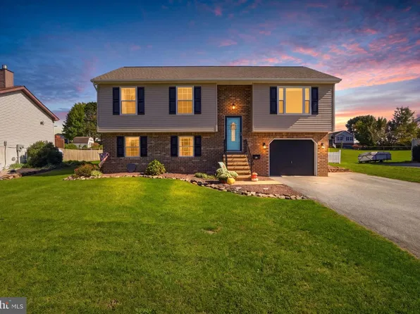 82 Schofield Dr, East Berlin, PA 17316