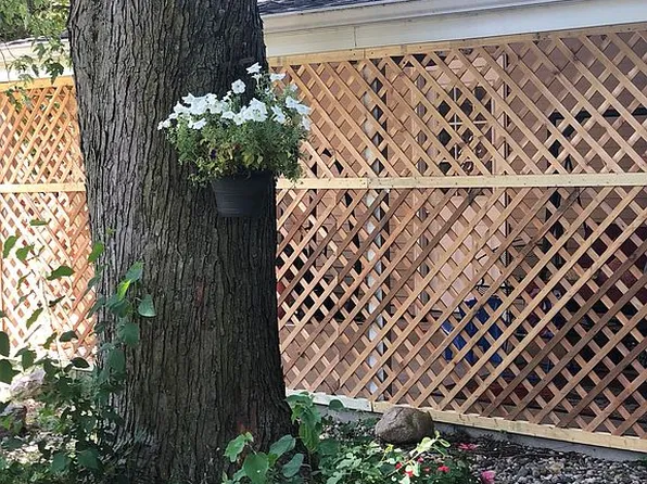 819 Old Route 47, Monticello, IL 61856