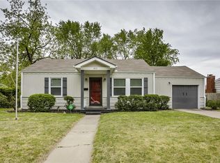 411 W 88th St, Kansas City, MO 64114