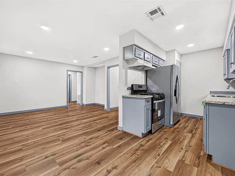 3102 Knotty Oaks Trl — Photo 1