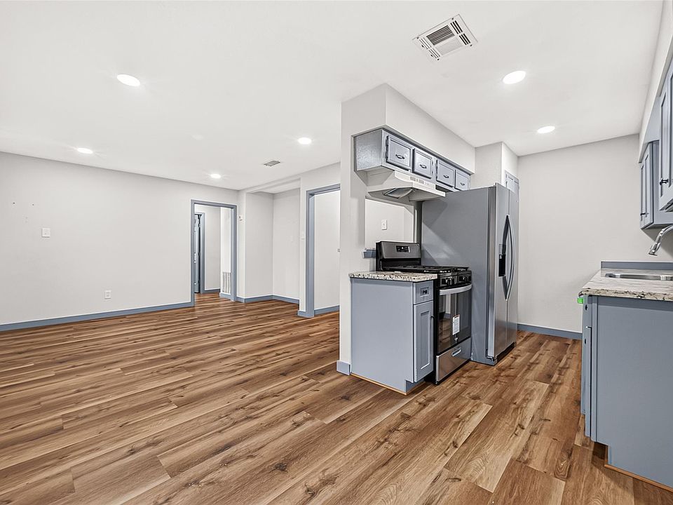 1st image of 3102 Knotty Oaks Trl