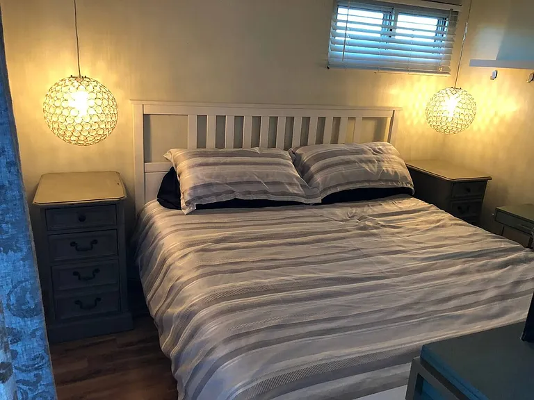 2055 Albatross St — Photo 32