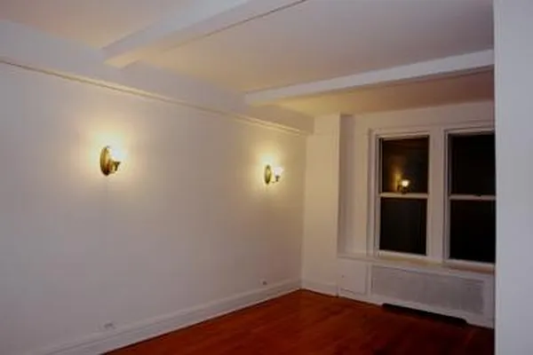 Rented by Corcoran | media 11