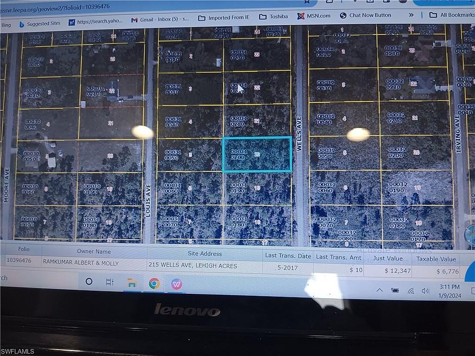 1st image of 215 Wells AVE