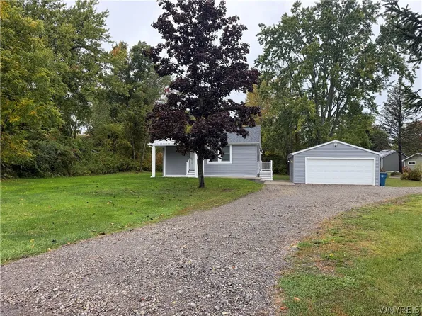 9490 Erie Rd, Angola, NY 14006
