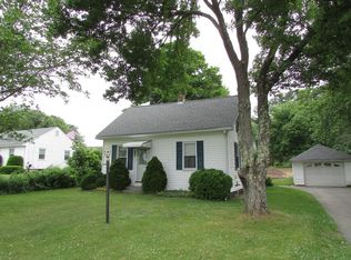 670 S Main St, Bellingham, MA 02019