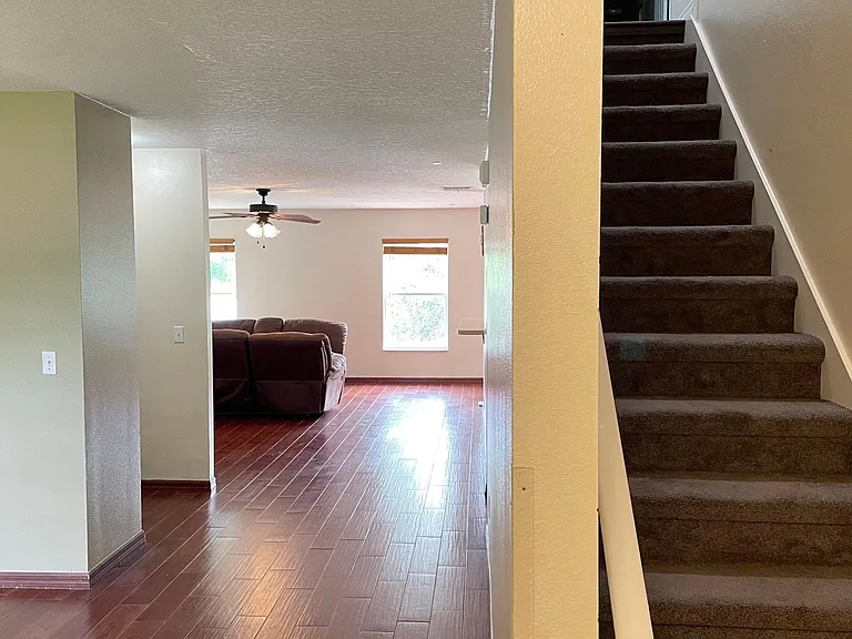 15652 Galbi Dr — Photo 3