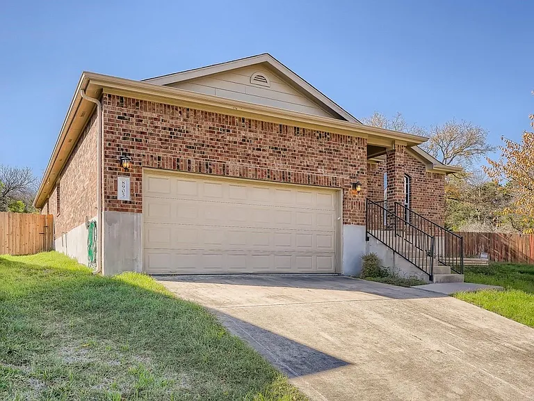 8905 Quick Stream Dr — Photo 2