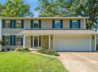 750 Galway Dr, Ballwin, MO