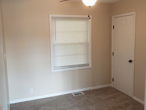 5th image of 776 Fairhaven Dr