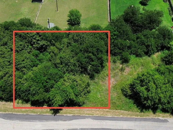 4513 Mimosa Dr, Granbury, TX 76048