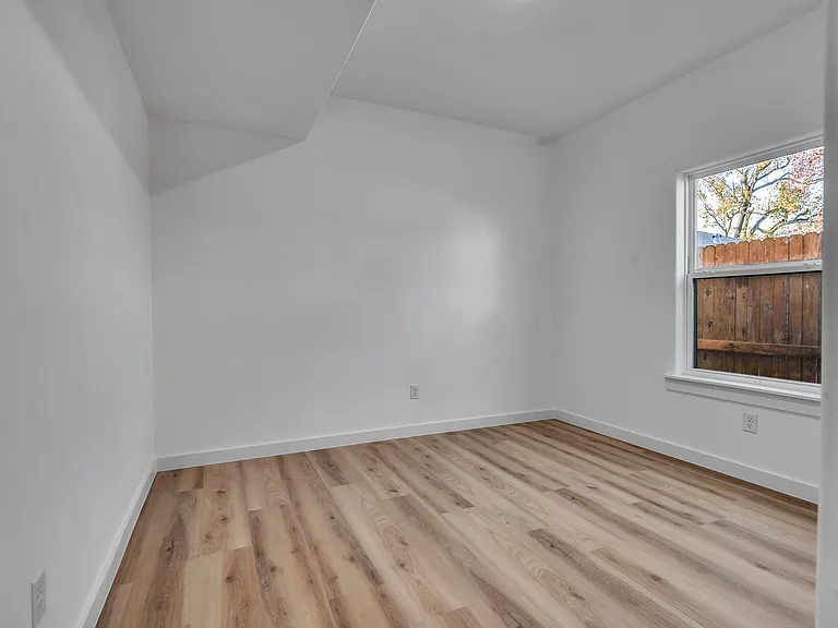 9410 Firnat St #A — Photo 18