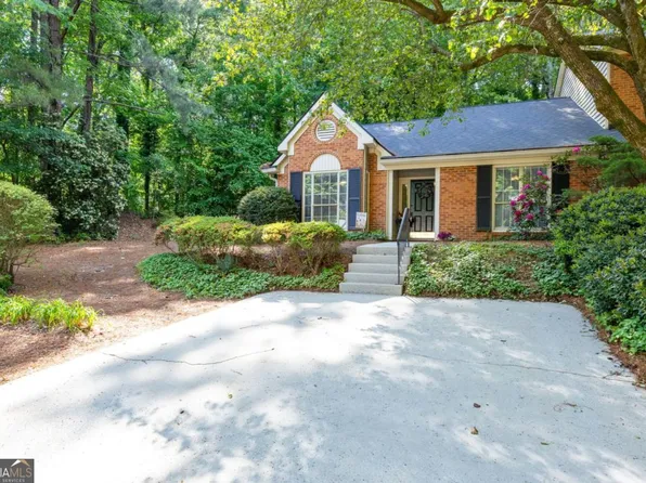 1907 Ivy Glen Dr SE, Smyrna, GA 30082