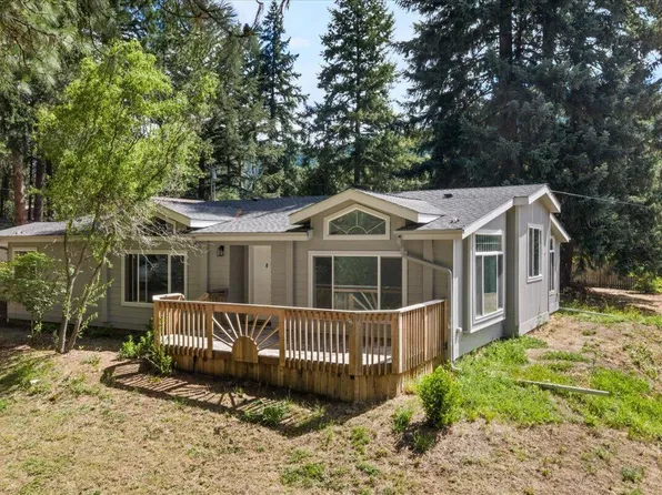 261 Old Booth Ln, Glendale, OR 97442