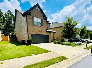 5760 Grande River Rd, Atlanta, GA 30349