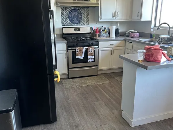 12287 Osborne St, Pacoima, CA 91331