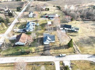 5486 Gill St, Dryden, MI 48428