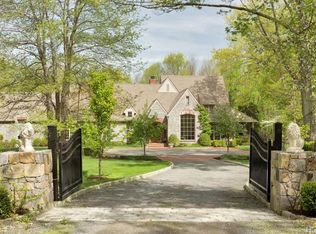 390 Guard Hill Rd, Bedford, NY 10506