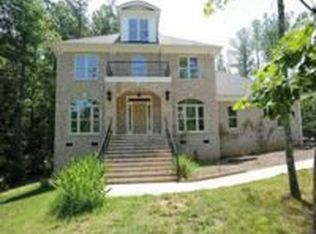 5512 Strathmore Dr, Raleigh, NC 27613