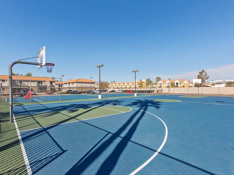 IMT Desert Palm Village — Photo 45