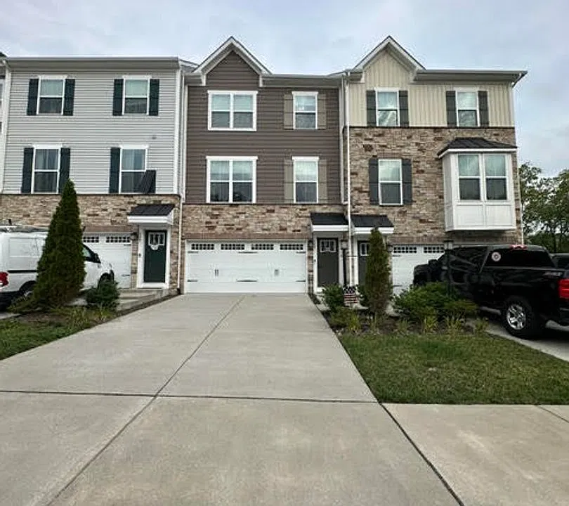 129 Bayhill Ter