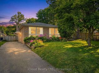 112 Eden Ct, Newmarket, ON