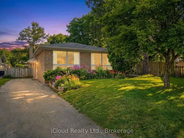 112 Eden Ct, Newmarket, ON L3Y 2X5