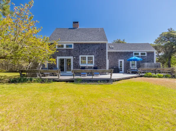 3 Masaquet Ave, Nantucket, MA 02554