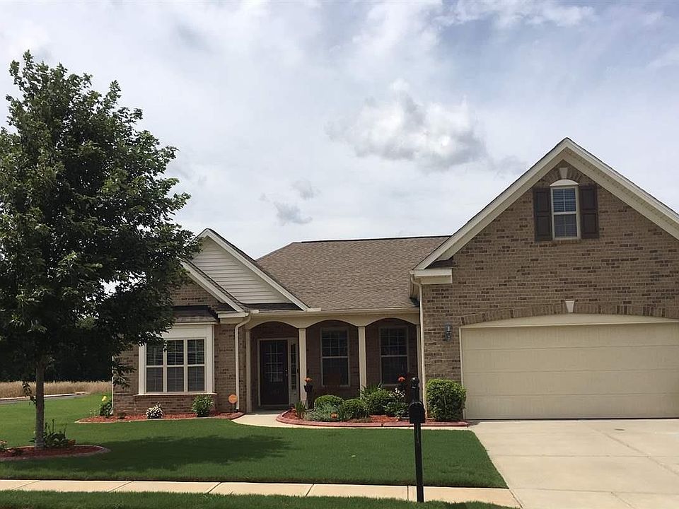 1st image of 101 Moonlit Dr