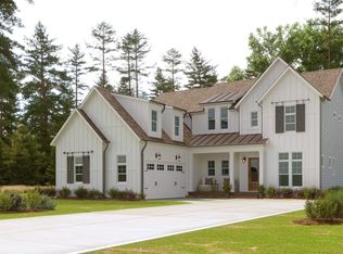 3824 Stoneridge Forest Dr, Raleigh, NC 27612