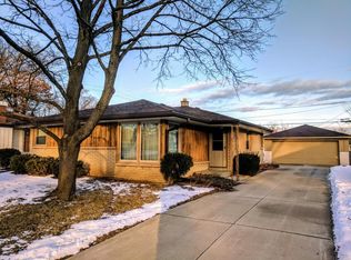 5228 S 7th St, Milwaukee, WI 53221
