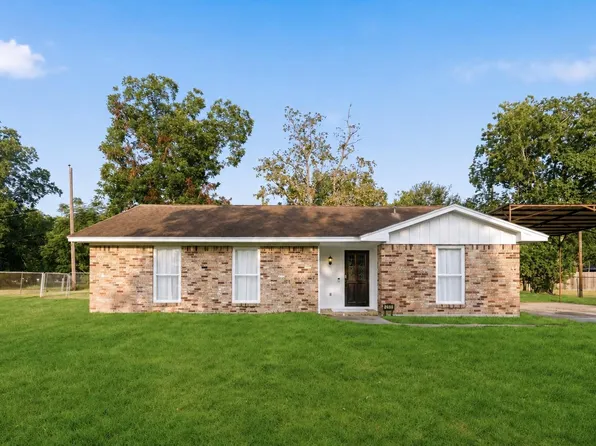 2506 Halbert Dr, Pearland, TX 77581