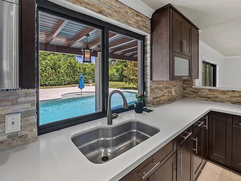 15221 SW 82nd Ave — Photo 11