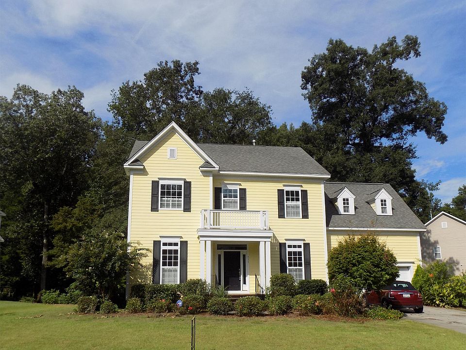 1st image of 111 Blackwater Dr