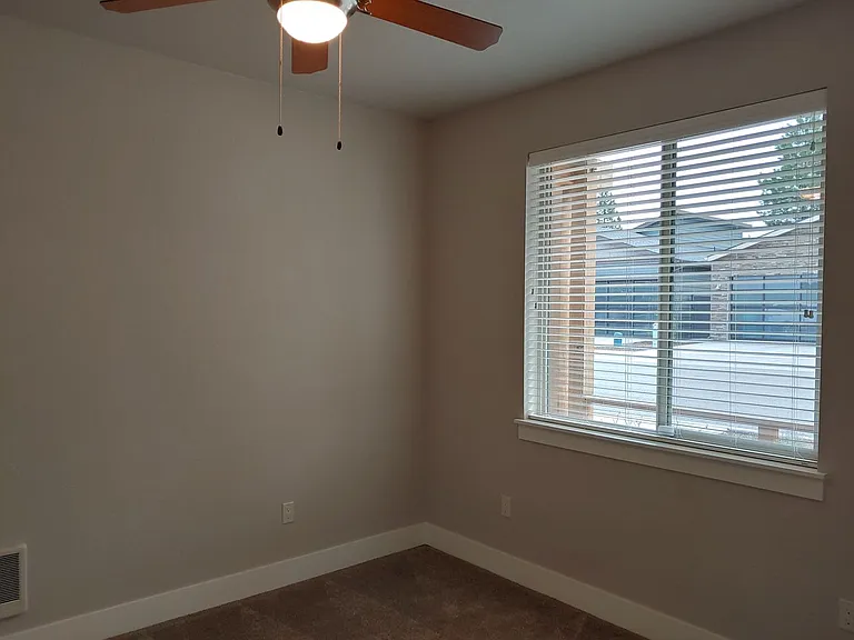 3293 N Ladalia Dr — Photo 3