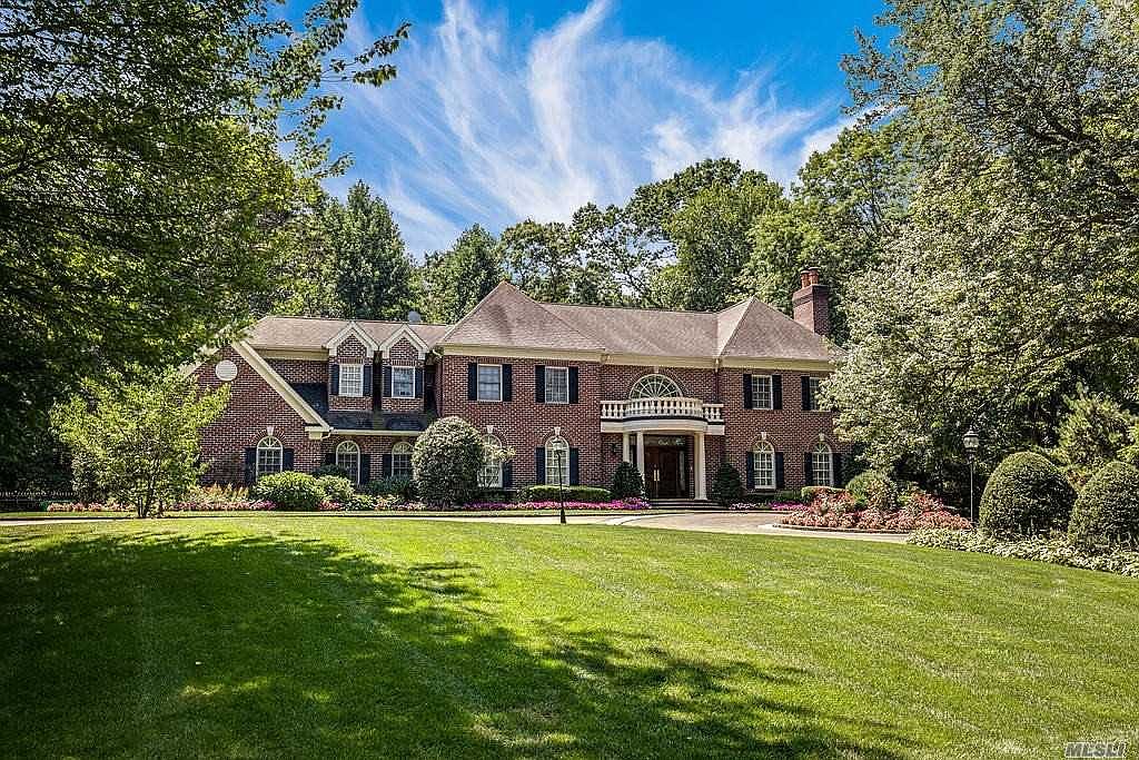 7 Peacock Ln, Glen Head, NY 11545 | Zillow