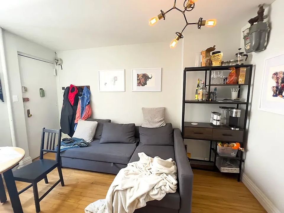 1st image of 128 Thompson St APT 19