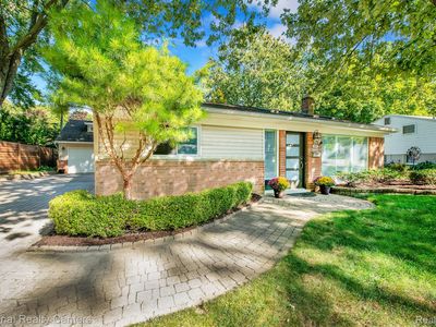 1336 Catalpa Dr, Rochester, MI, 48307