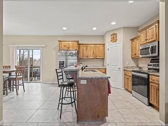 5th image of 18420 E 20th Street Ct