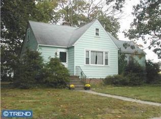 20 Summit Ct, Clementon, NJ 08021