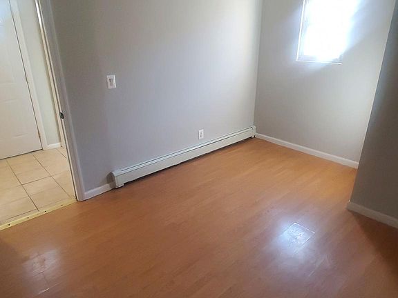 4th image of 160 Fillmore St Floor 1