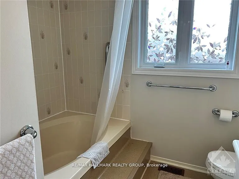 6417 Loire Dr — Photo 15