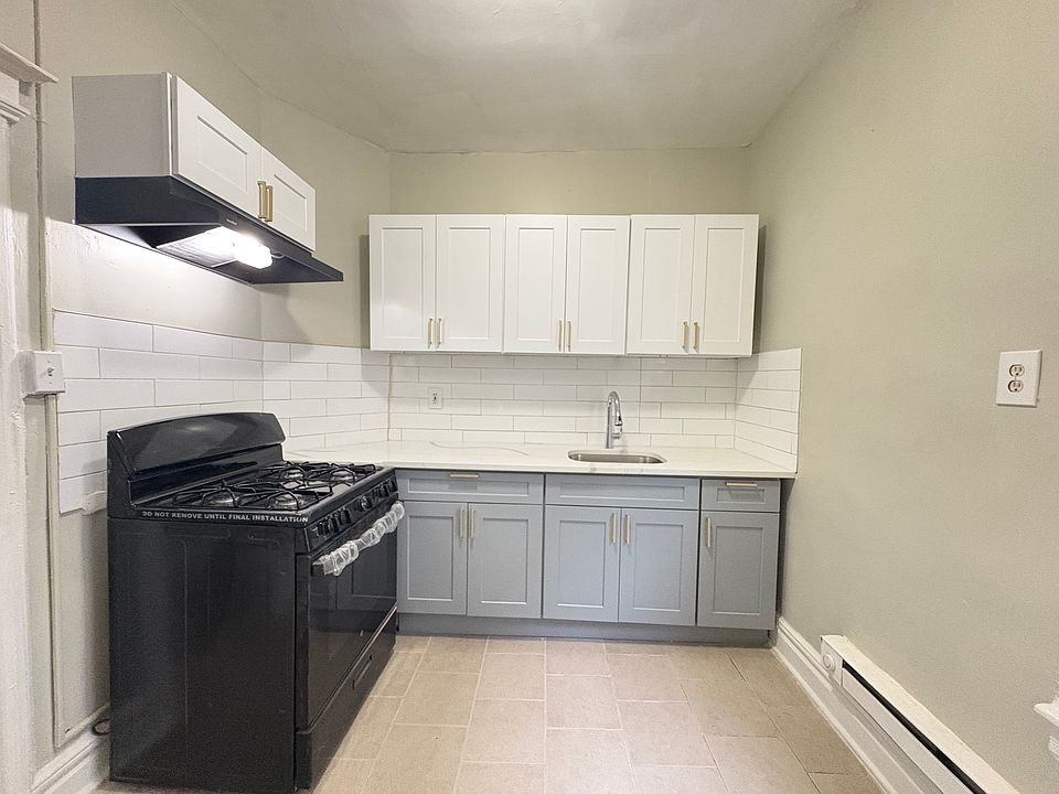 1st image of 191 Elmwood Ave APT 2