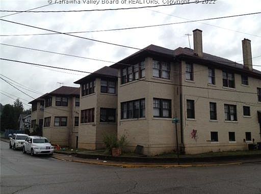 3rd image of 308 Park Dr