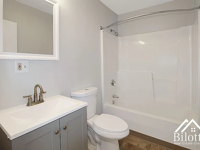 311 Jencks St — Photo 24