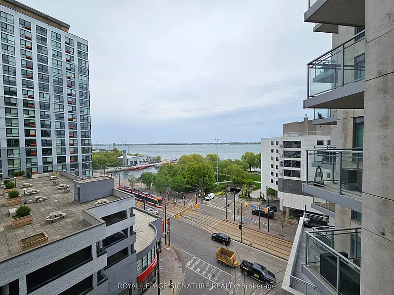 410 Queens Quay W #812 — Photo 11