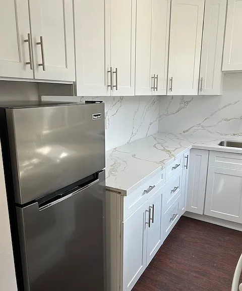 111 S 5th St — Photo 11
