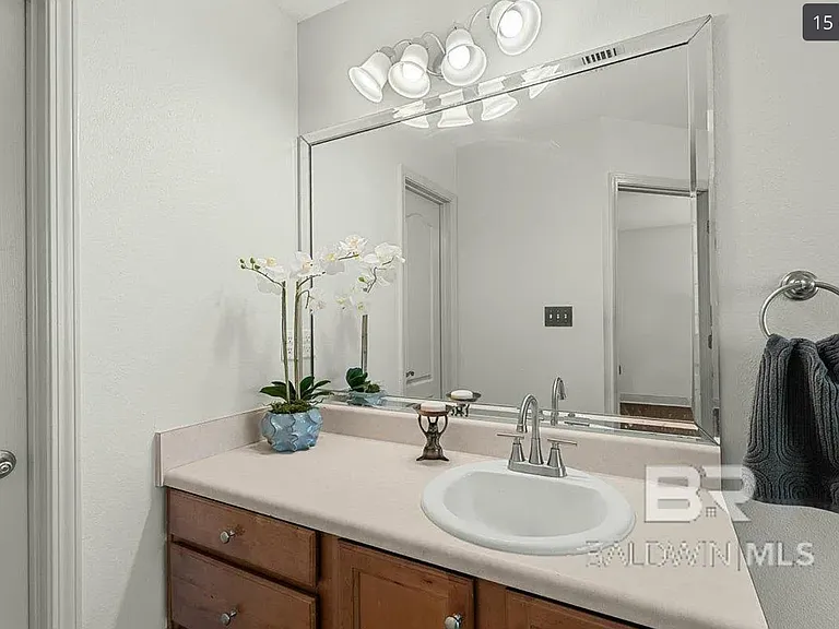 316 Blackfriars St — Photo 11