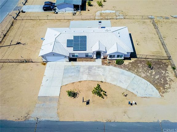 4th image of 16032 Manzanita Ave
